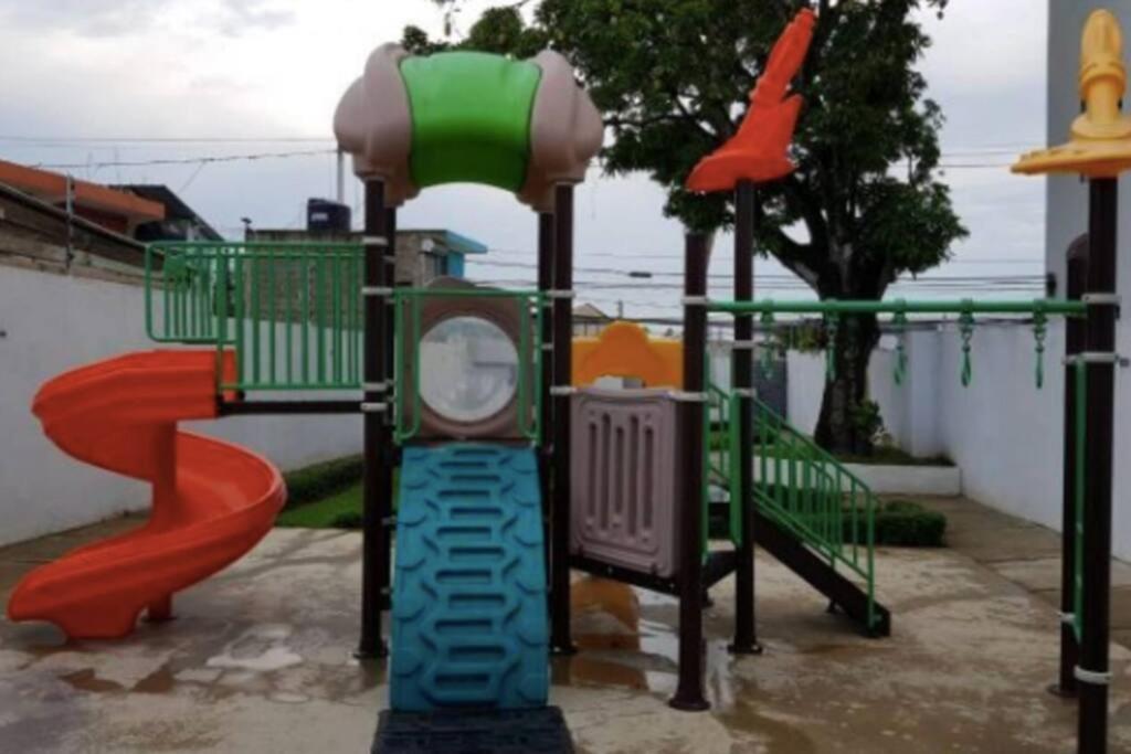 Comodas 3 Hab Con Piscina, Wifi 1Er Nivel سانتياغو دي لوس كاباليروس المظهر الخارجي الصورة